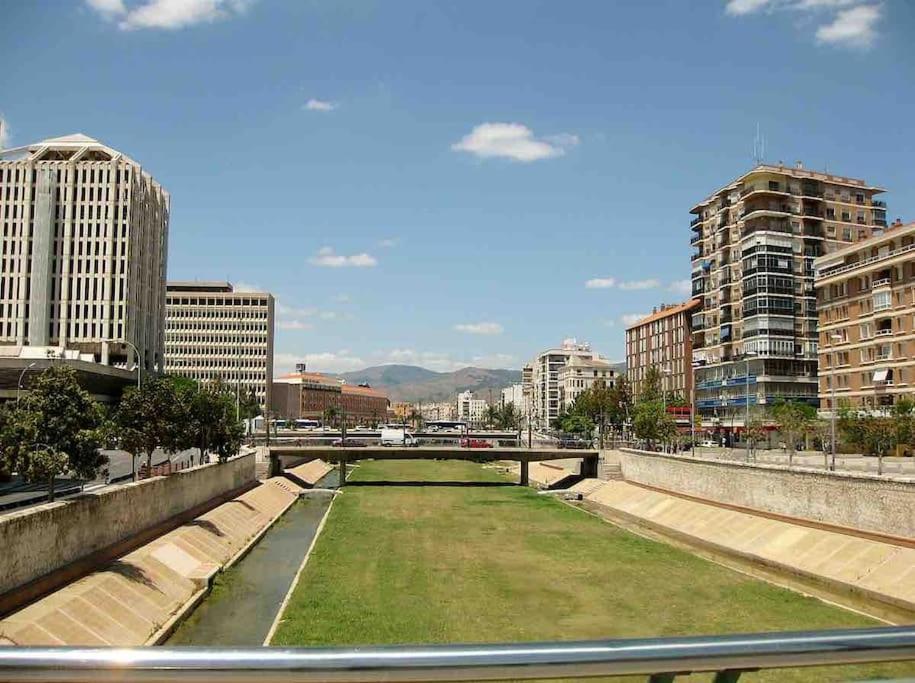 El Rincon De Apolo. Atico Con Aparcamiento Gratis. Apartment Málaga Exterior foto