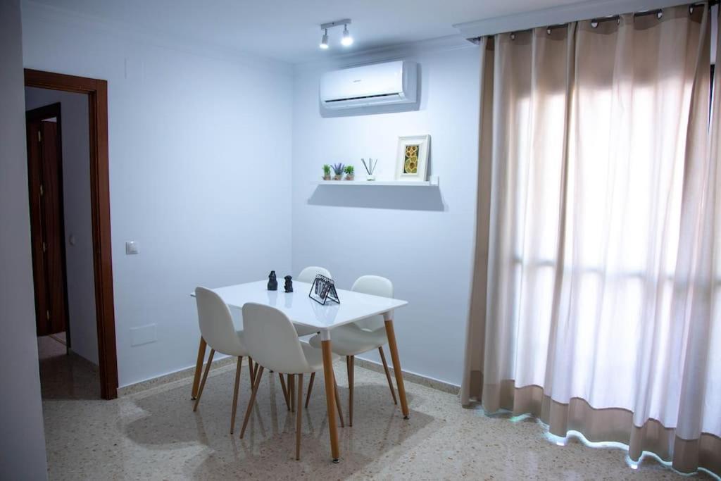 El Rincon De Apolo. Atico Con Aparcamiento Gratis. Apartment Málaga Exterior foto